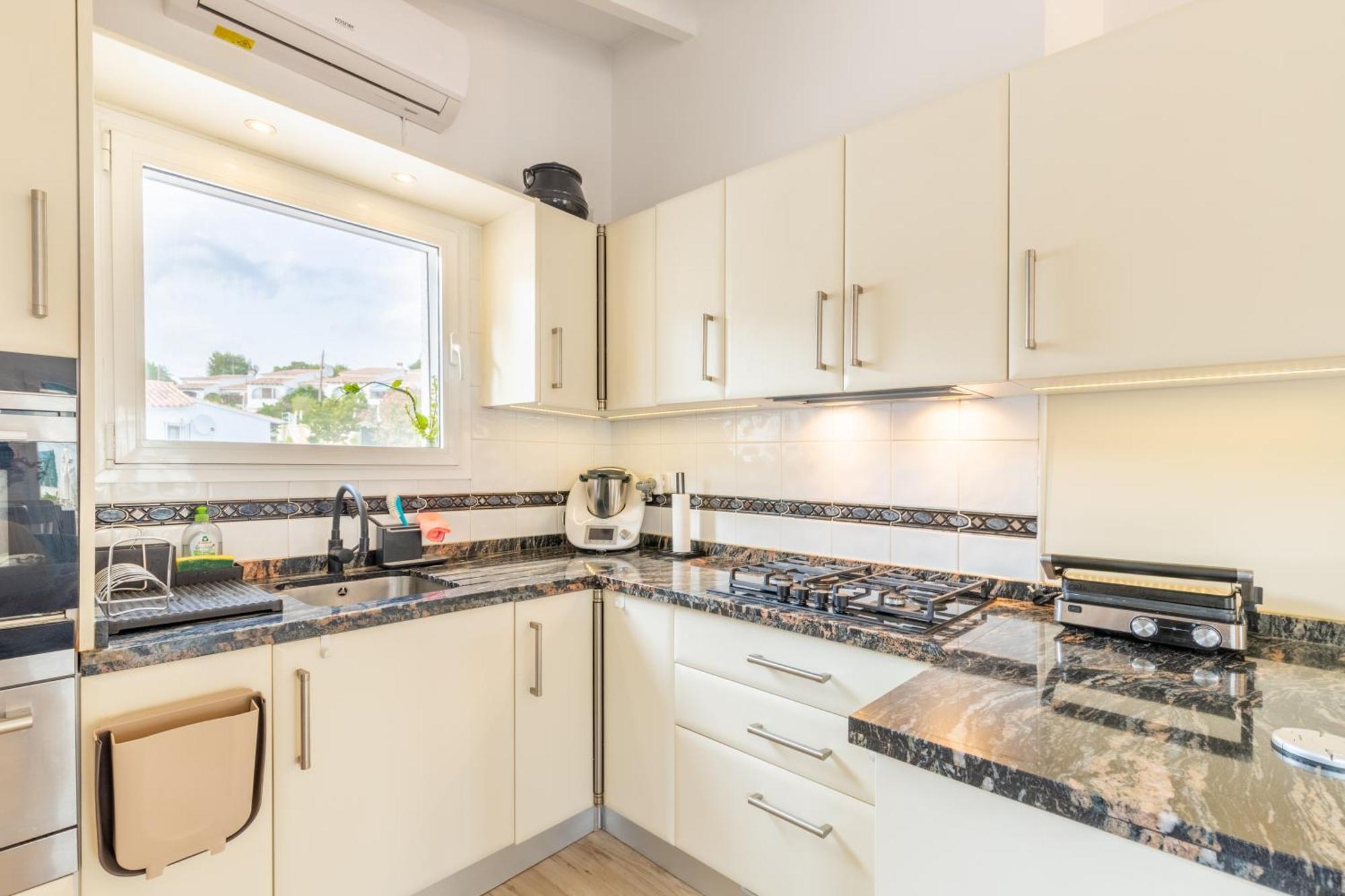 14 - El Portet Holiday home *